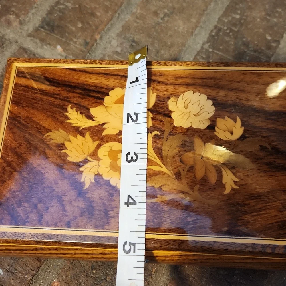 Reuge Swiss Music Box Jewelry Box Wood Floral Inlay Made In Italy Lara's Theme